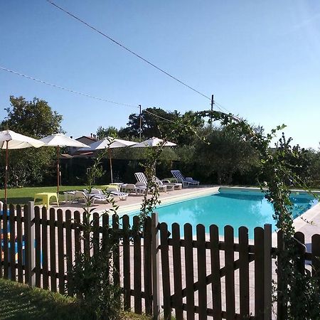 Agriturismo Al Rifugio Divino Belvedere Ostrense ภายนอก รูปภาพ