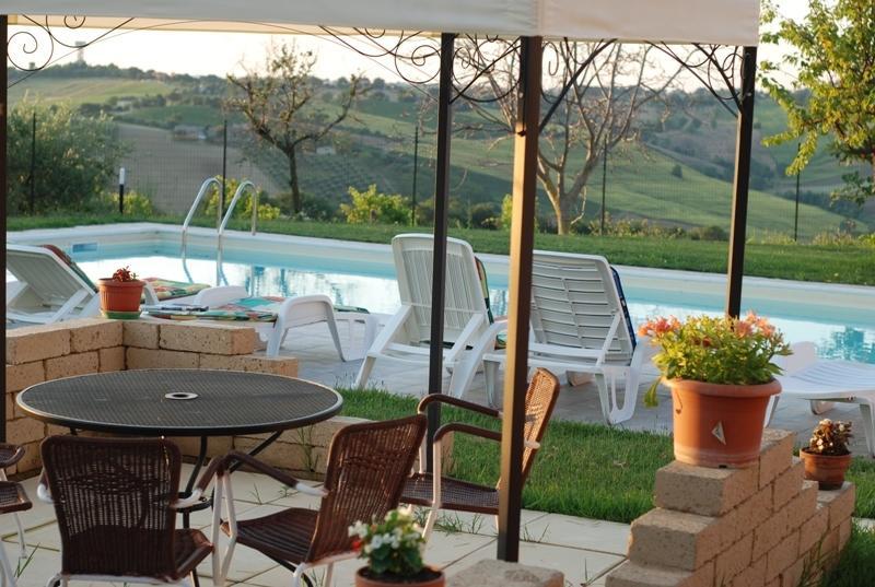 Agriturismo Al Rifugio Divino Belvedere Ostrense ภายนอก รูปภาพ